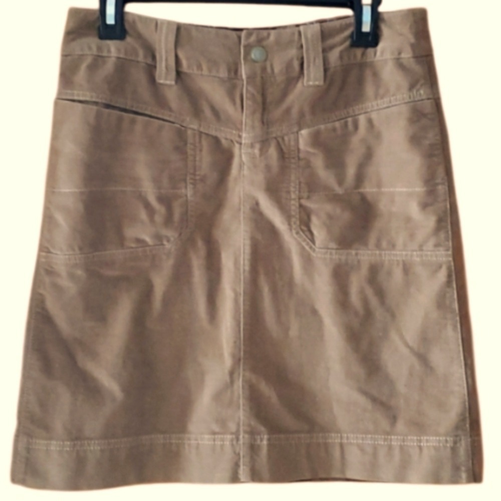 Athleta‎ Womans Tan Velour Skirt Size 4